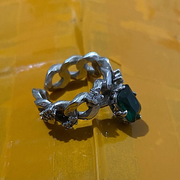 STERLING SILVER EMERALD ZIRCON RING - Picture 4 of 6